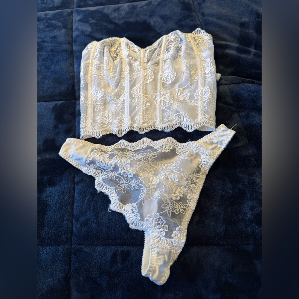 Victoria Secret Lace Lingerie Set